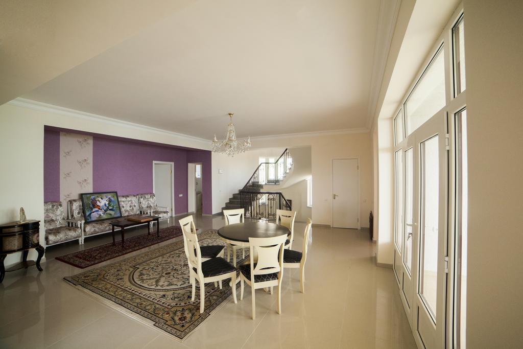 Sevan Villa Room photo