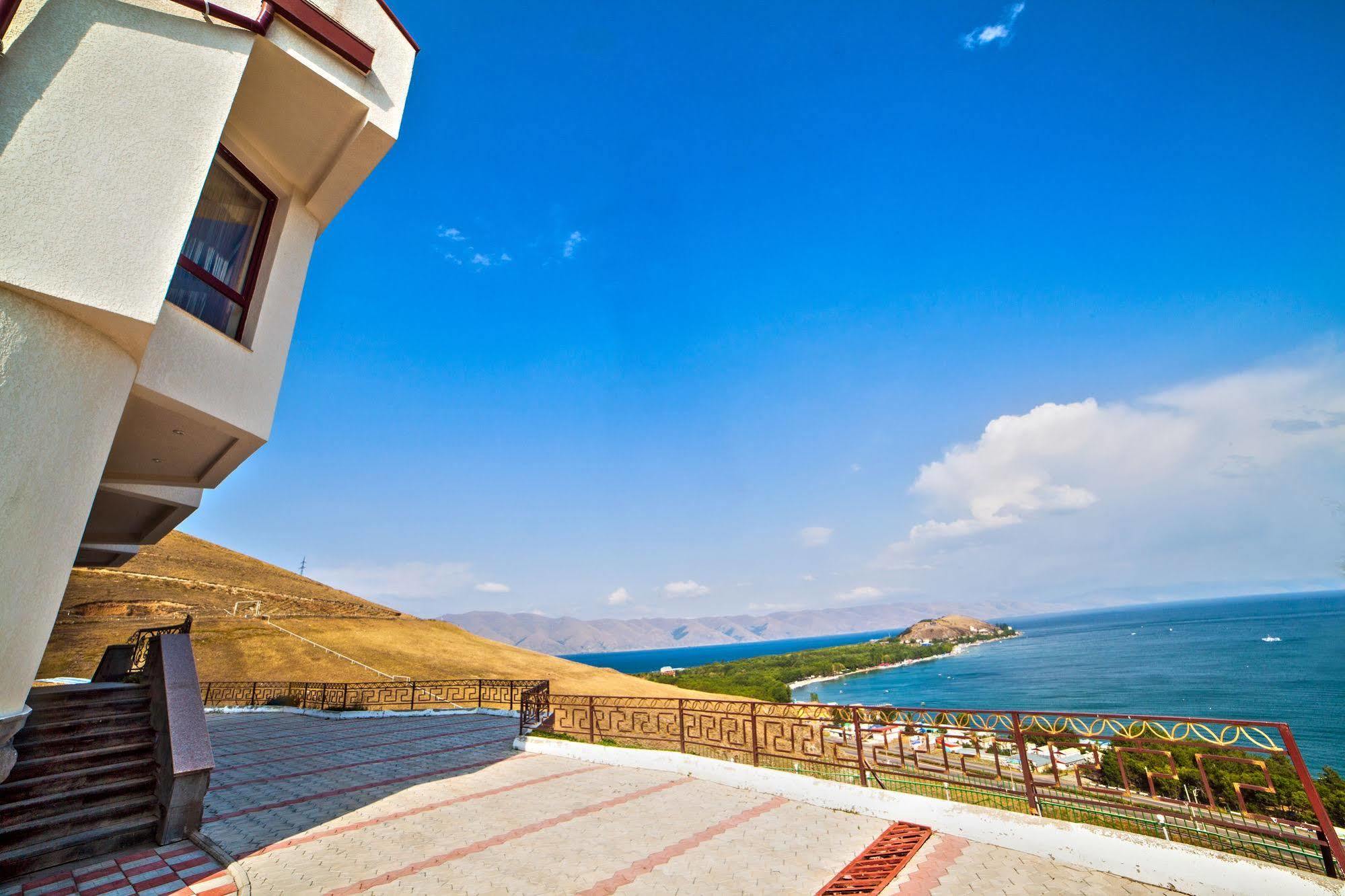Sevan Villa Exterior photo